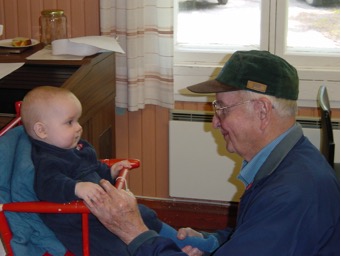 Leiritoiminnanisä, ideoija ja alullepanija oli pastori Rupert Efraimson. Hän opetti ja vieraili leireillämme aina vuoteen 2008 asti